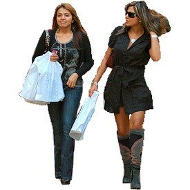 Ladies from shopping Billboard | Artlantis Billboards FREE Download